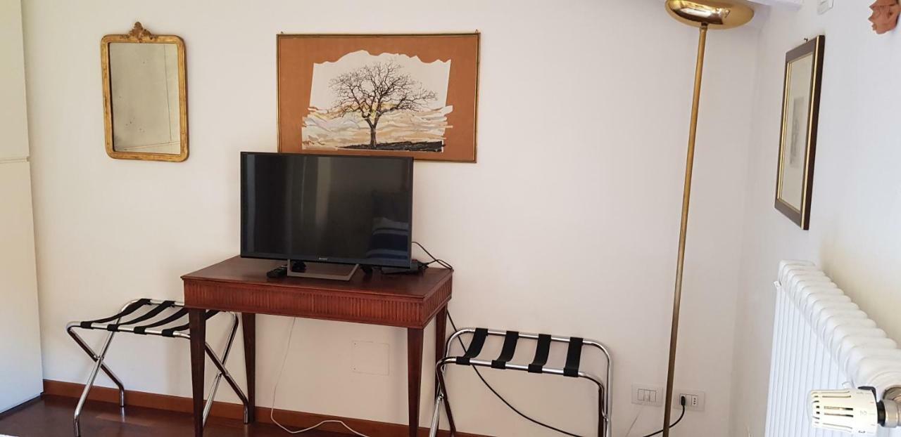 B&B Griffoni 7 ボローニャ エクステリア 写真